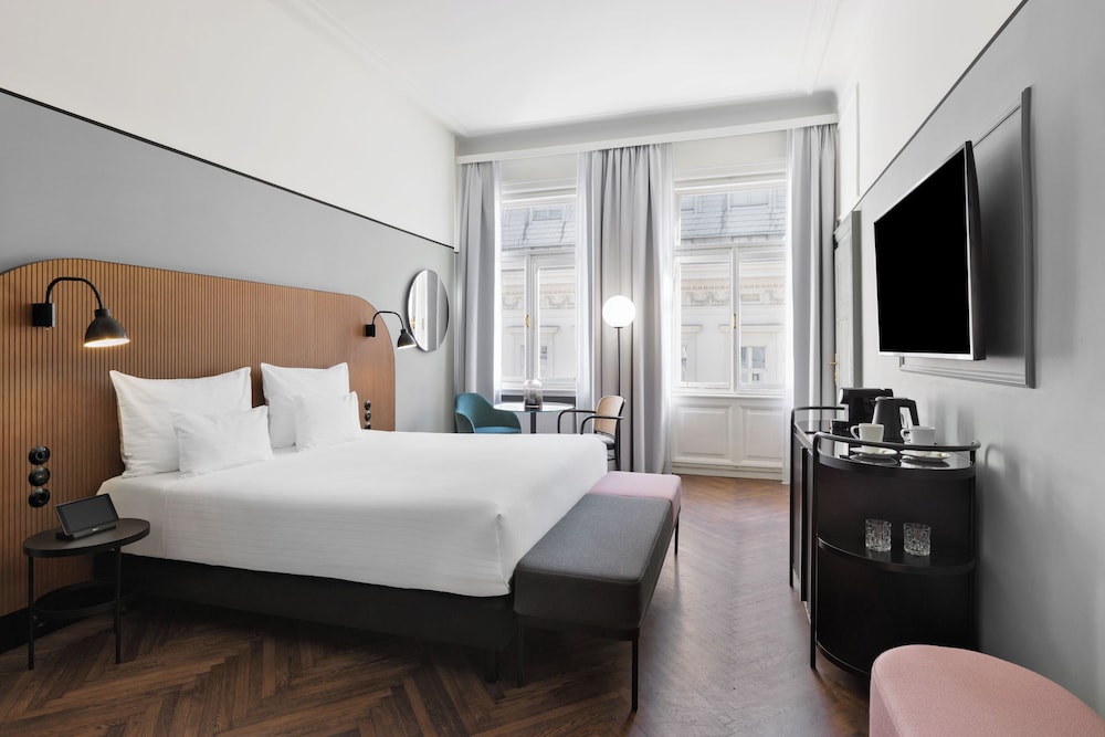 Superior Room, 1 Queen Bed