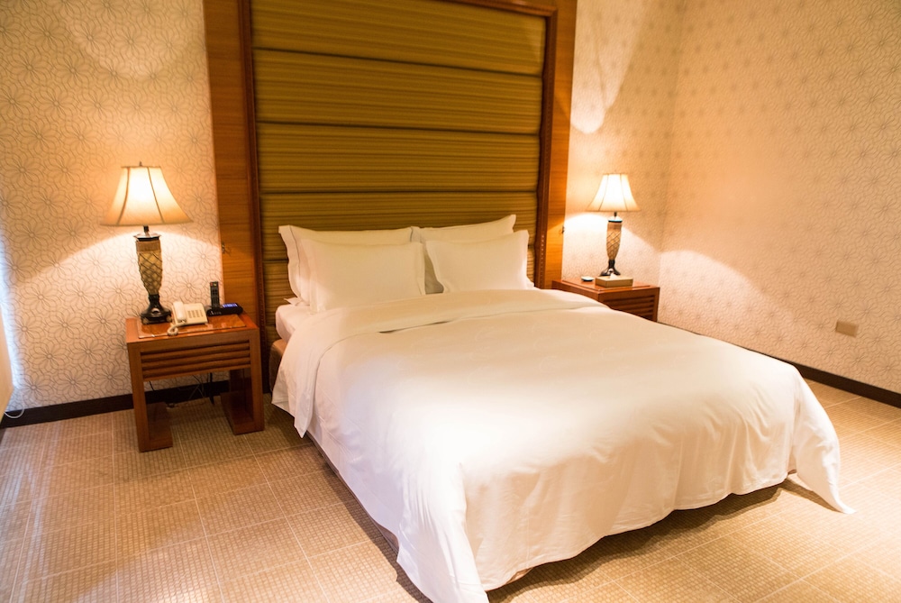 Presidential Suite (Check in time starts from 6pm) photo 3