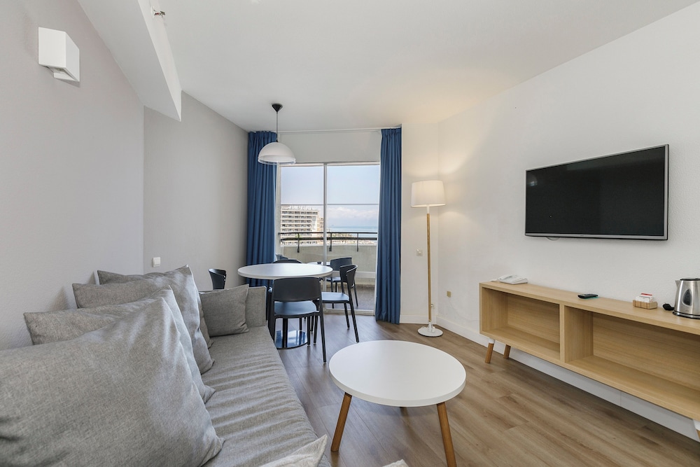 Apartment, 1 Bedroom, Frontal Sea View photo 3