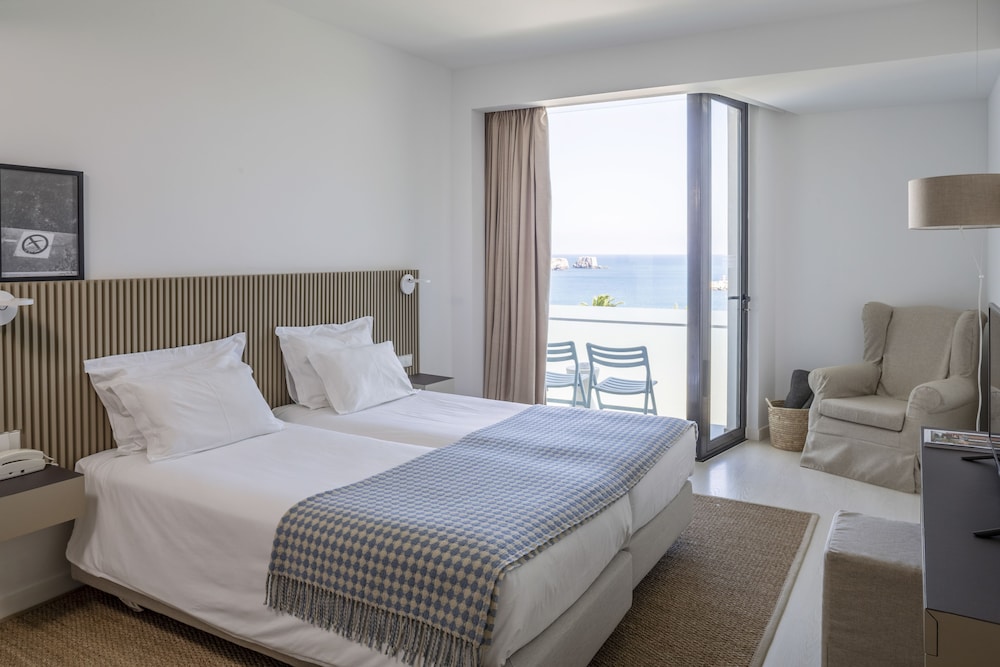 One bedroom Memmo Suite, Frontal Sea view photo 3