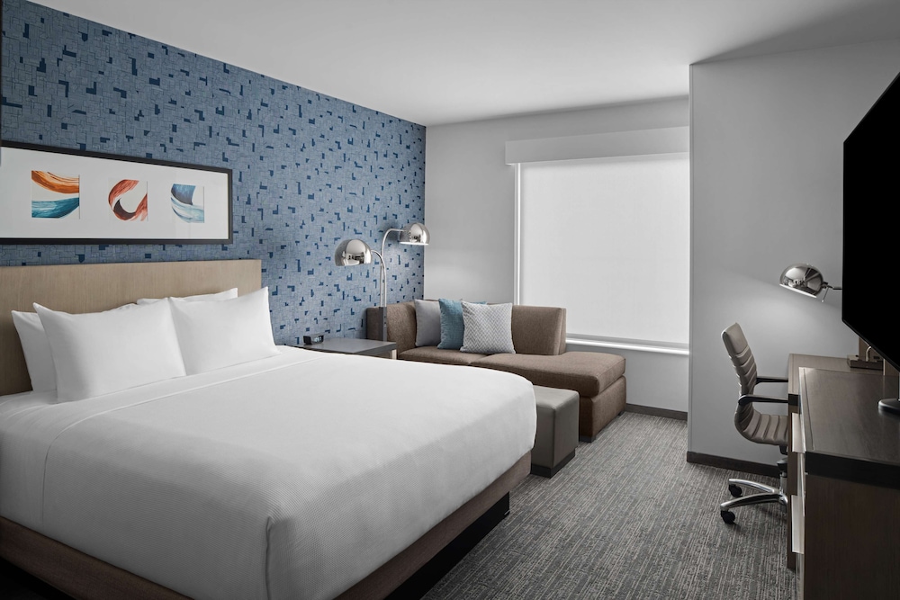 Room, 1 King Bed (Den) - Photo 1