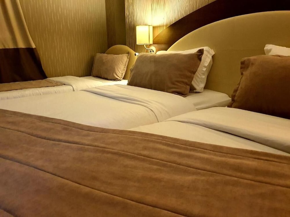 Standard Double or Twin Room photo 1
