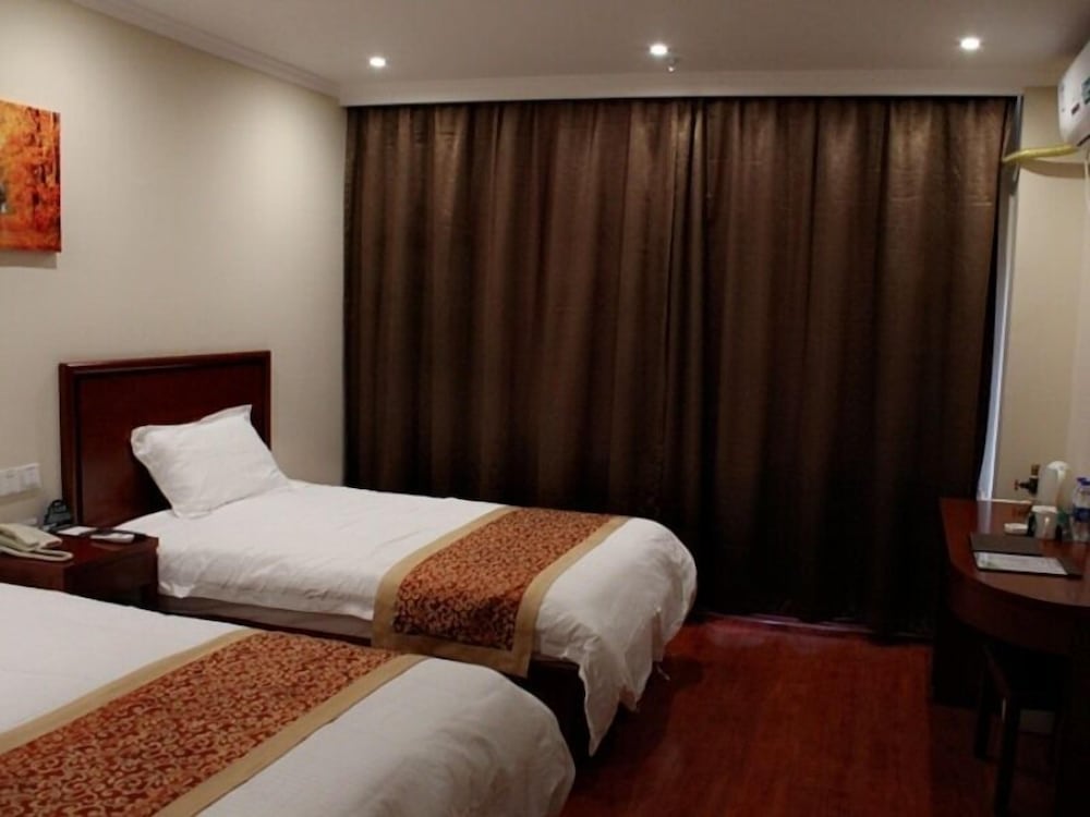 Deluxe Twin Room photo 1