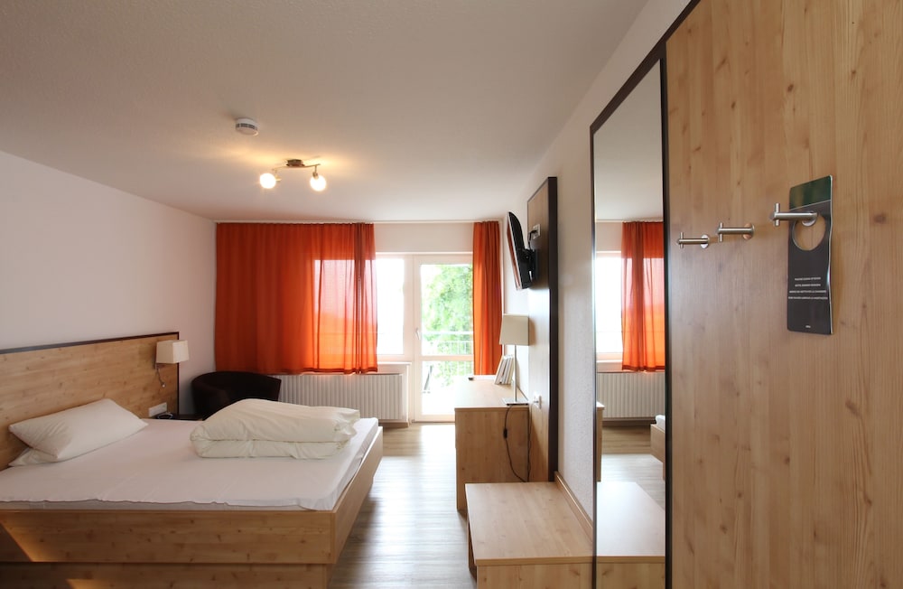 Standard Room photo 2