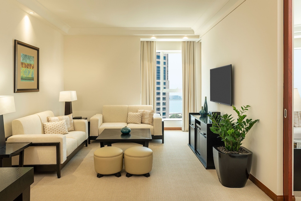 Premier Suite, 1 Double Bed thumbnail 6