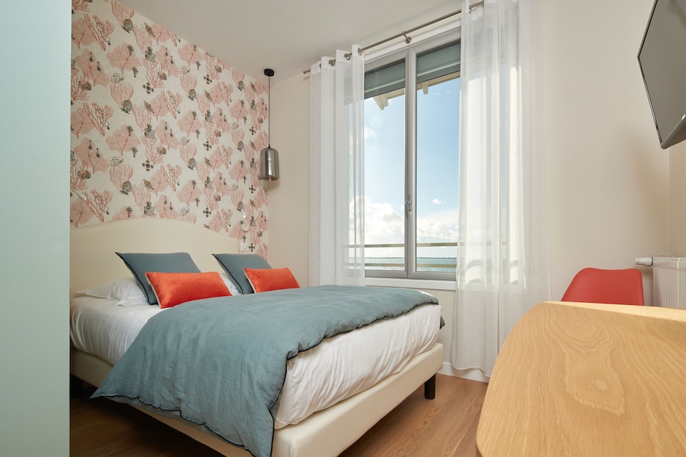 Small Double Room photo 1