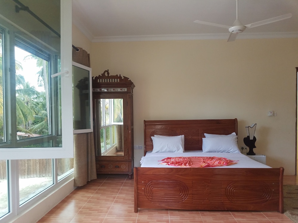Suite, Ocean View