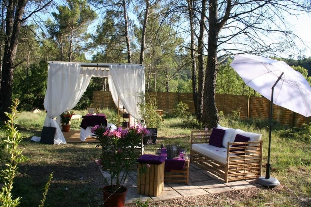 Double Room (L'Olivier) photo 3