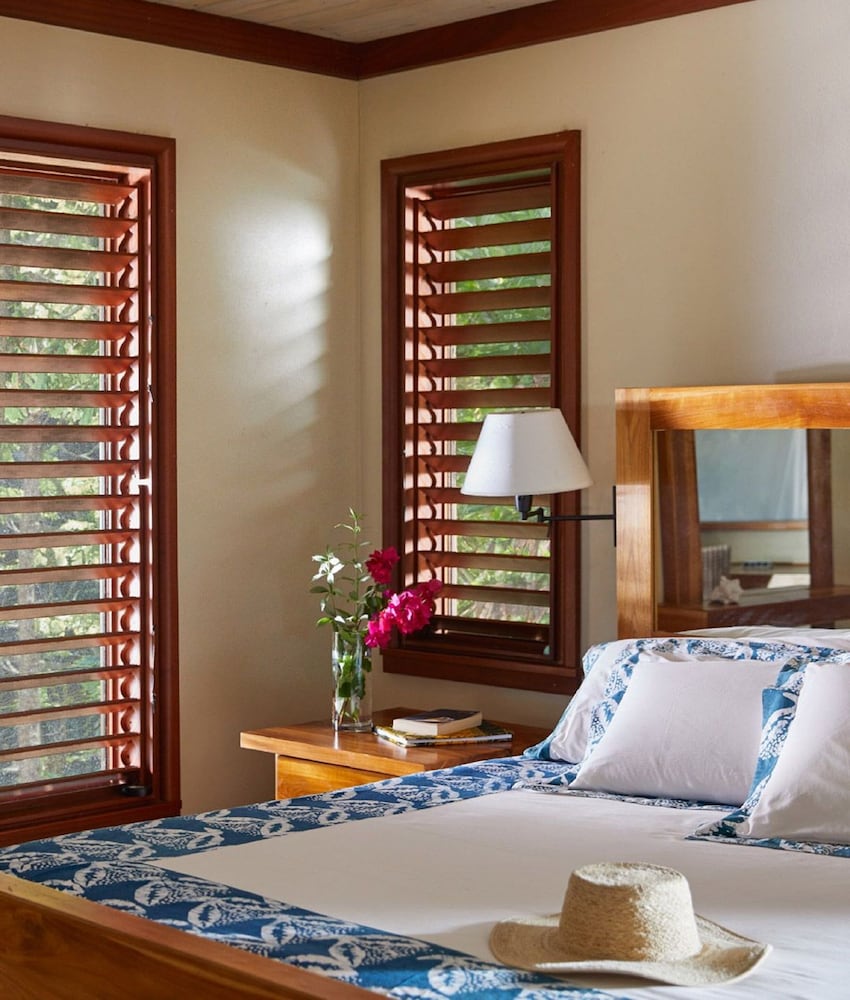 Villa, 1 King Bed (Lagoon) - Photo 5