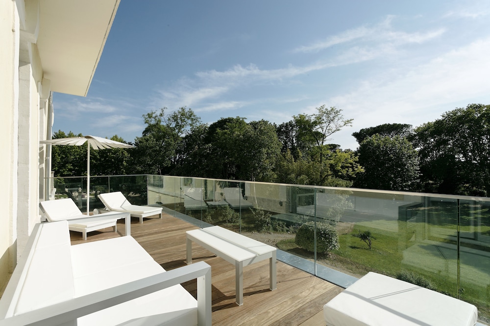 Prestige Suite - Photo 5
