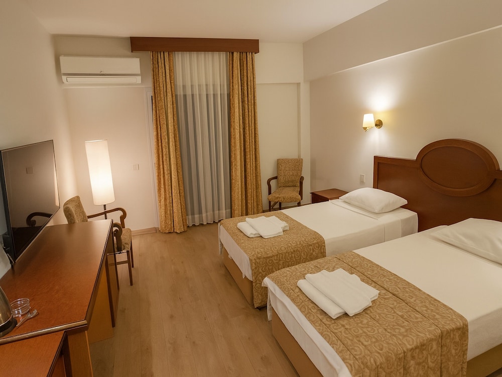 Standard Single Room photo 3