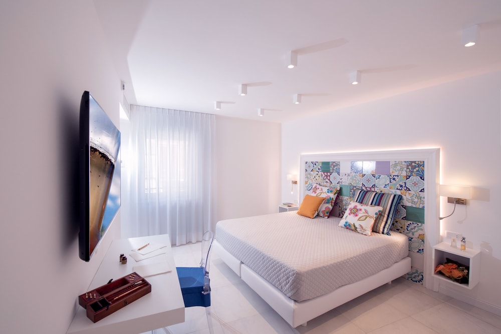 Superior Double Room, 1 King Bed (Adults Only) - Photo 1