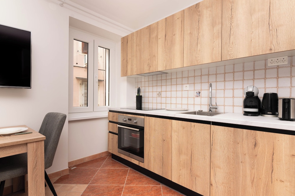 Apartment, City View photo 3