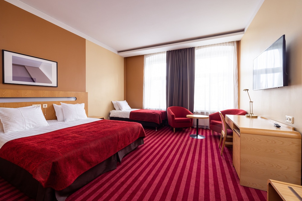 Classic Triple Room - Photo 1