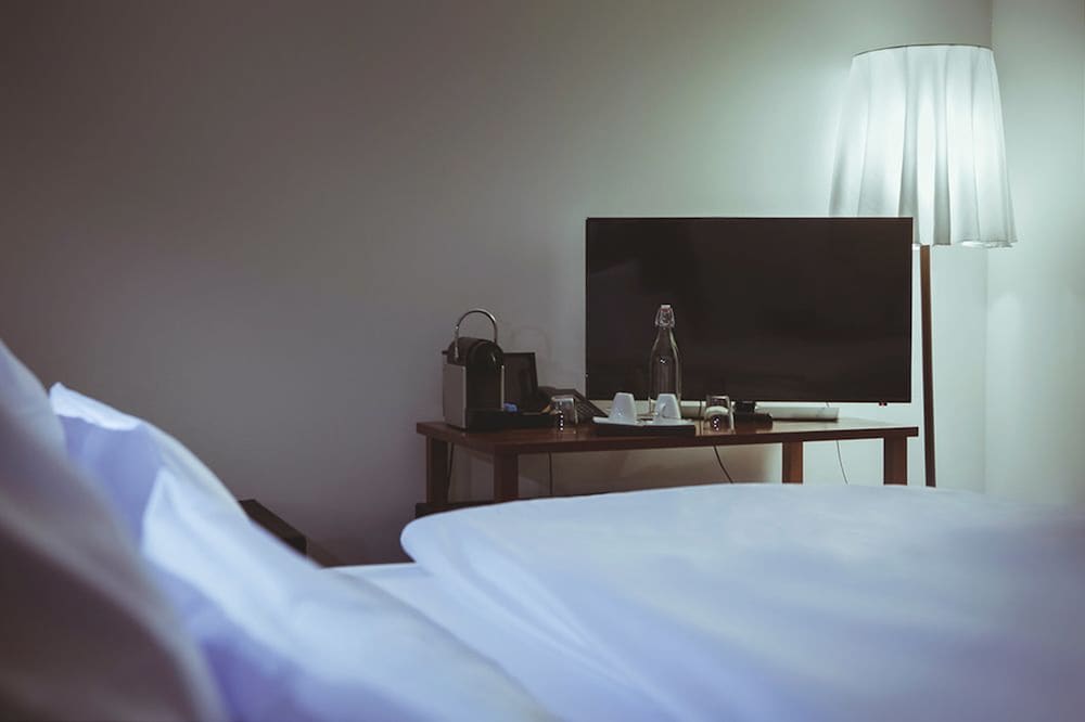 Suite, 1 King Bed, City View photo 2