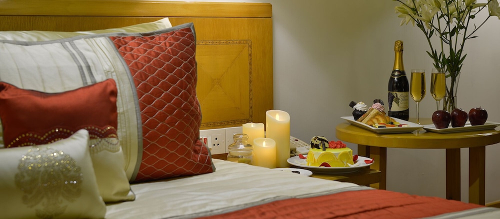 Superior Room City View Twin Bed - Photo 4