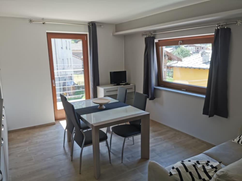 Deluxe Apartment photo 2