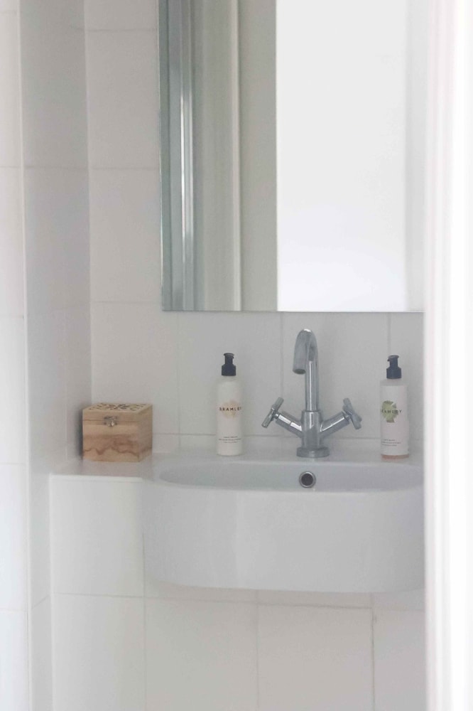 Deluxe Double Room, Private Bathroom photo 3