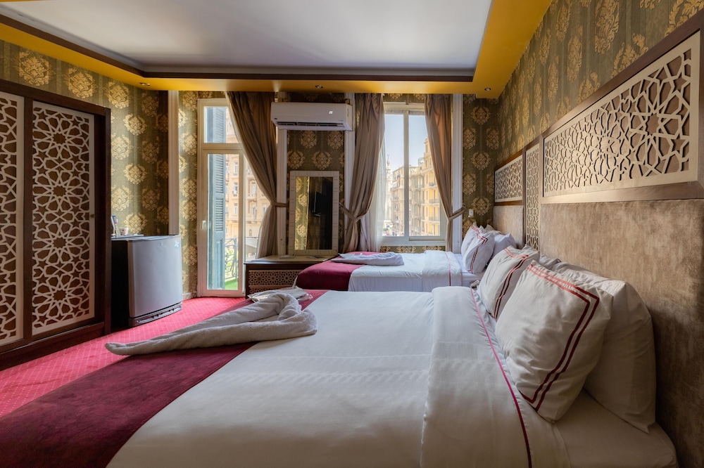 Deluxe Double or Twin Room, 2 Bedrooms, City View with Balcony