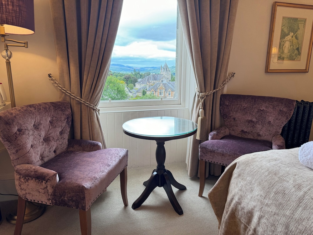 Rose Room photo 3