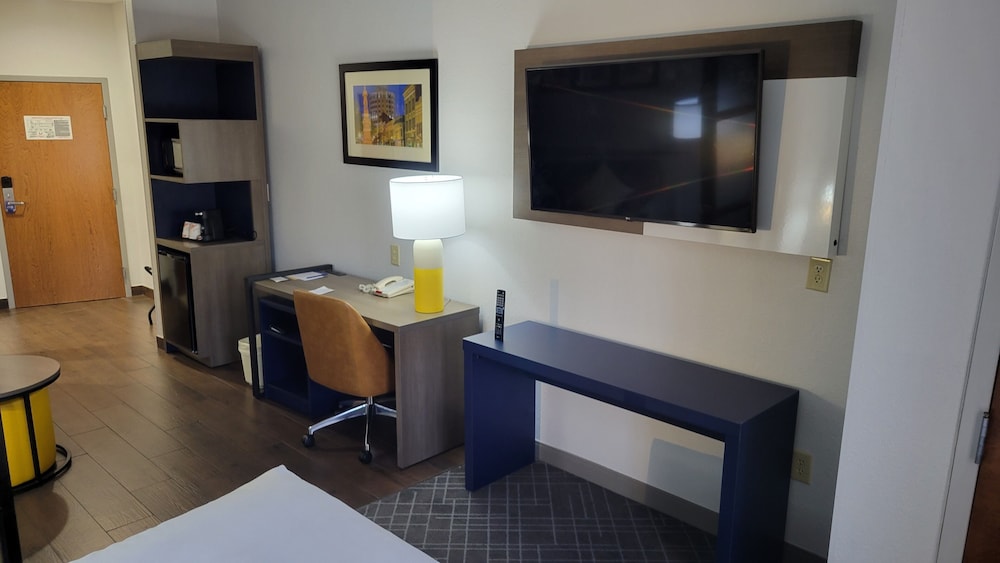 Suite, Non Smoking - Photo 6