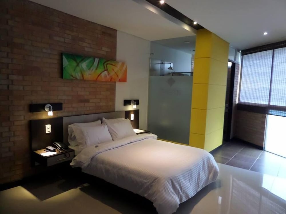 Standard Double or Twin Room photo 1