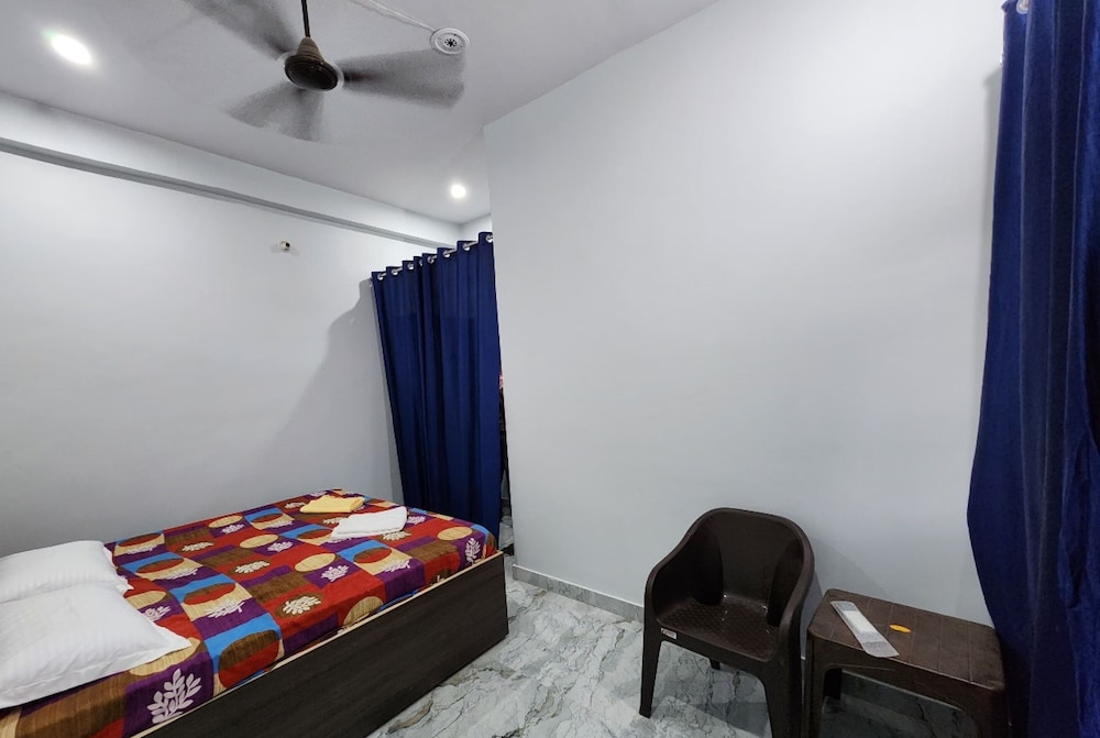 Deluxe Double Room, City View photo 3