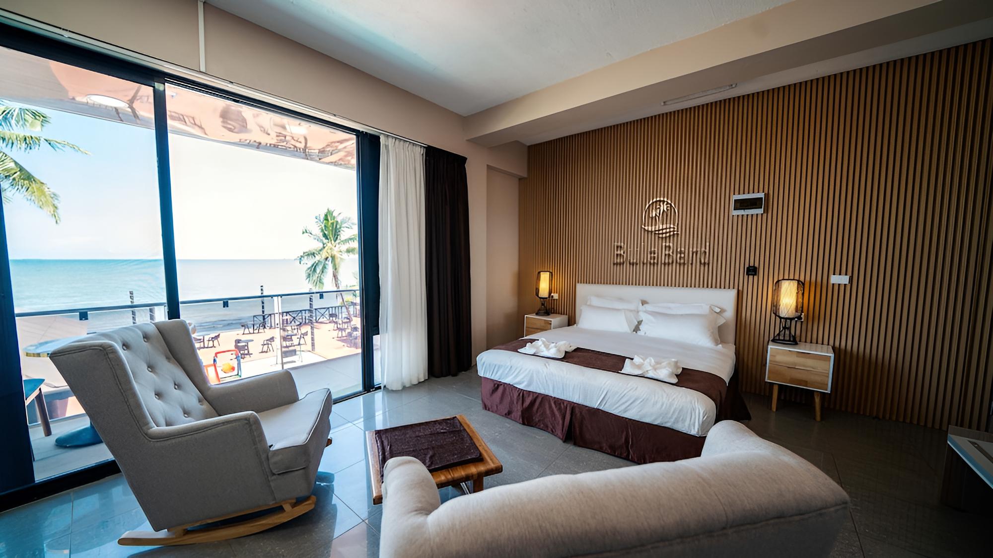 Oceanview Suite photo 1