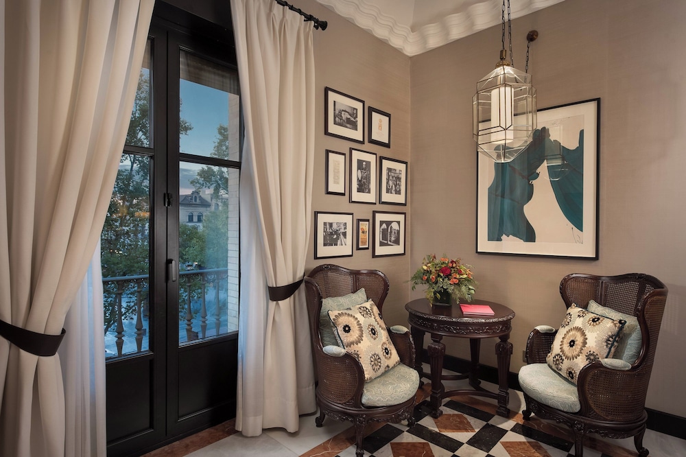 Suite, 1 Bedroom thumbnail 6