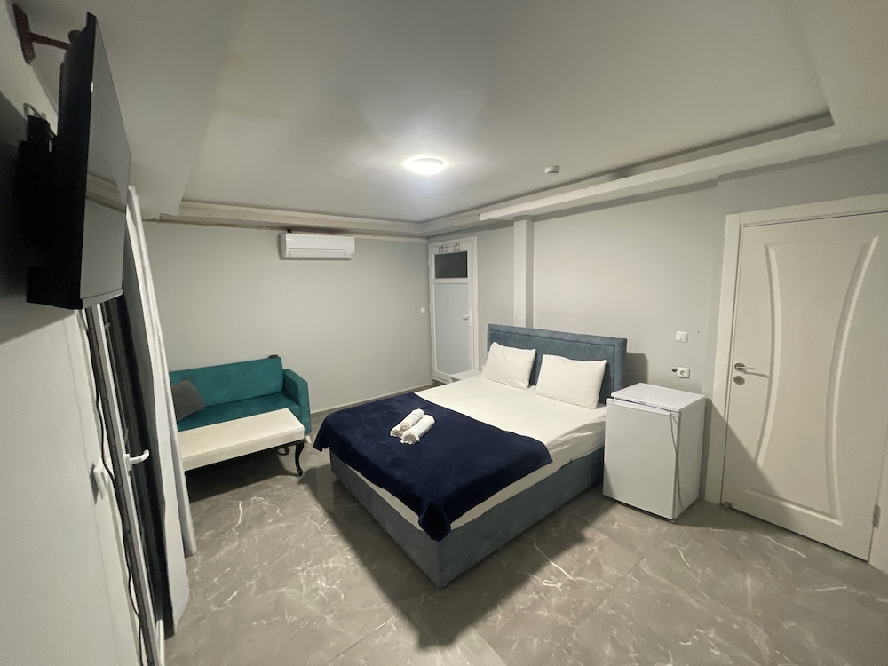 Deluxe Room, Balcony, Sea View photo 2