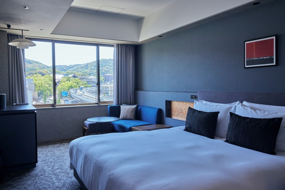 Executive Room, 1 King Bed, Non Smoking - Photo 8