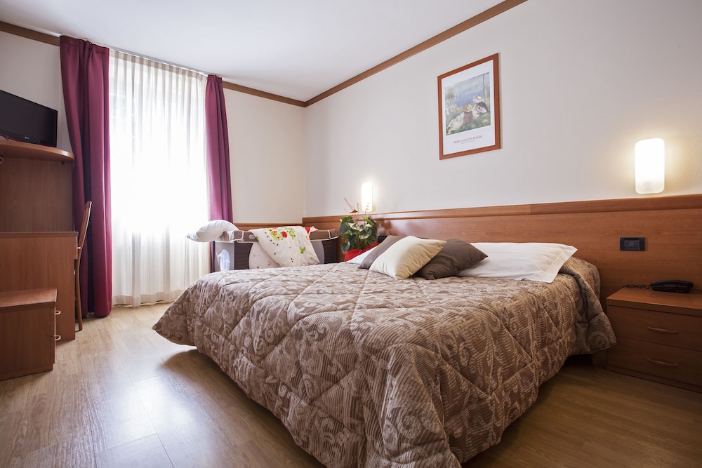 Standard Double or Twin Room, 1 Bedroom photo 3