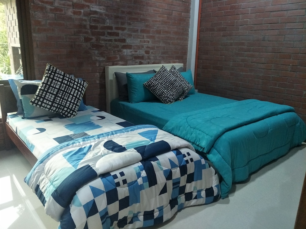 Villa 2 photo 3