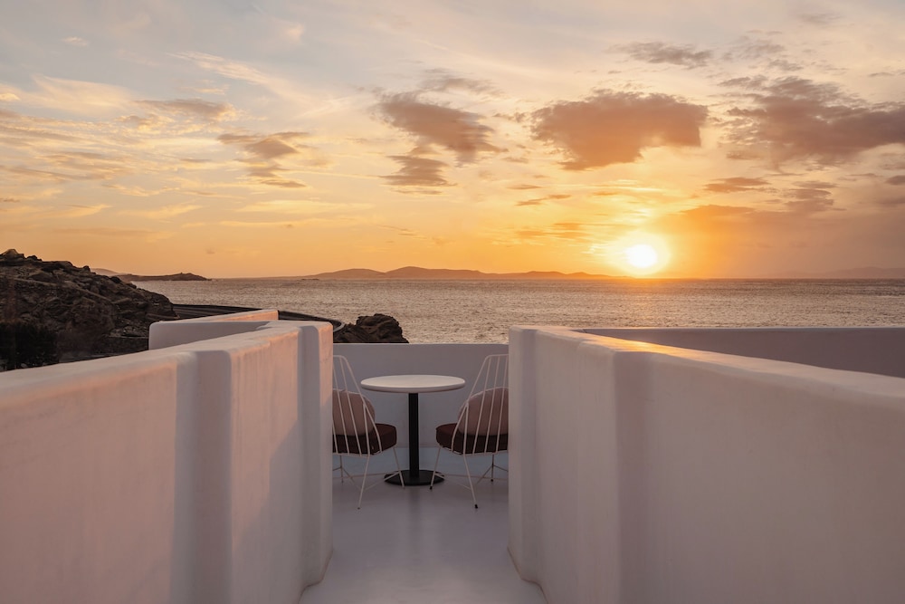 Sunset Suite Sea View - Photo 2
