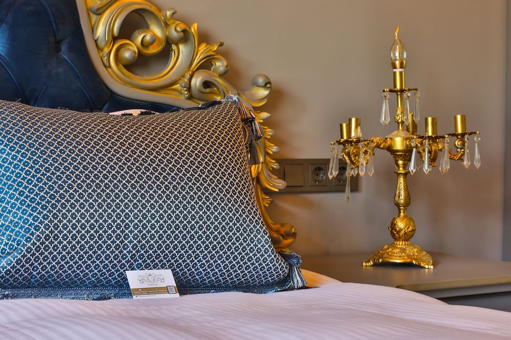 Honeymoon Room photo 1