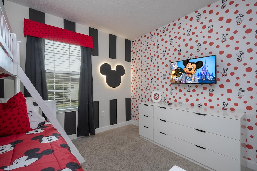 Storey Lake NEW Game Room Private Pool Free Water Park Shuttle, 사진 35