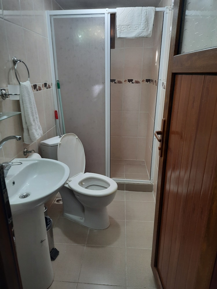Standard Room photo 3