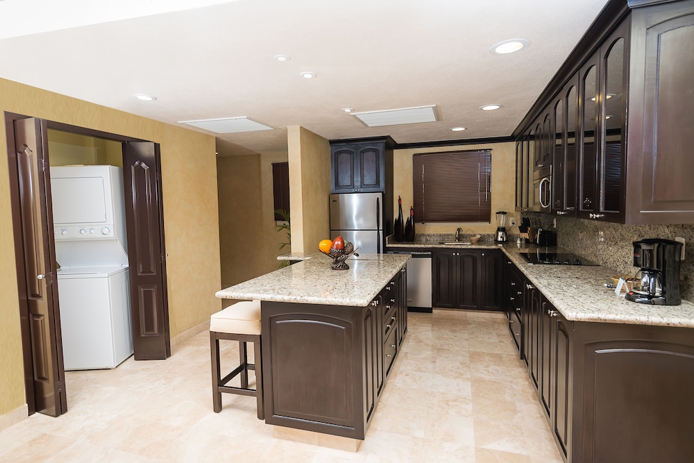 Two Bedroom Penthouse photo 3