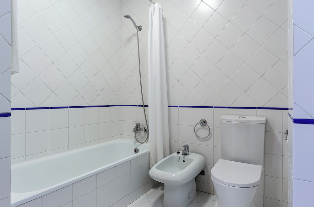Apartment, 1 Bedroom, Sea View (Front) - Photo 6
