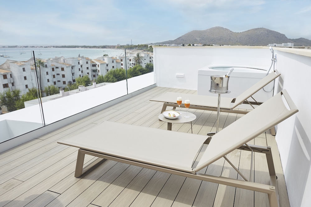 Suite, Terrace (Roof Top and Jacuzzi)