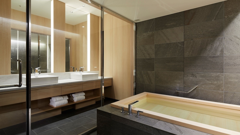 TERRACE SUITE TWIN thumbnail 6