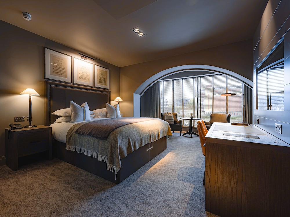 Junior Suite with View