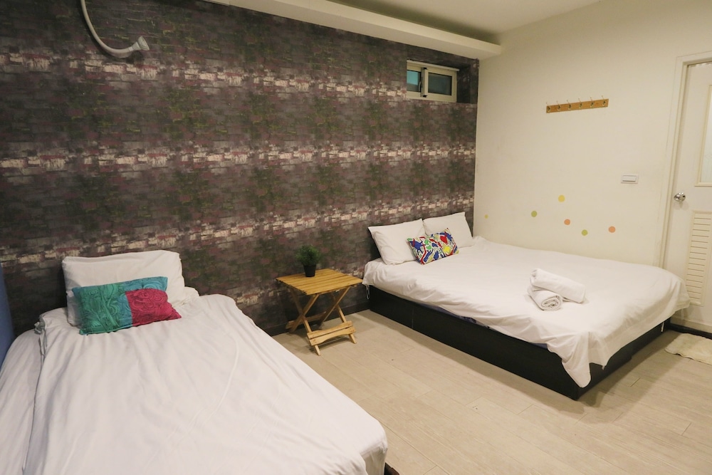 Basic Single Room, 1 Twin Bed