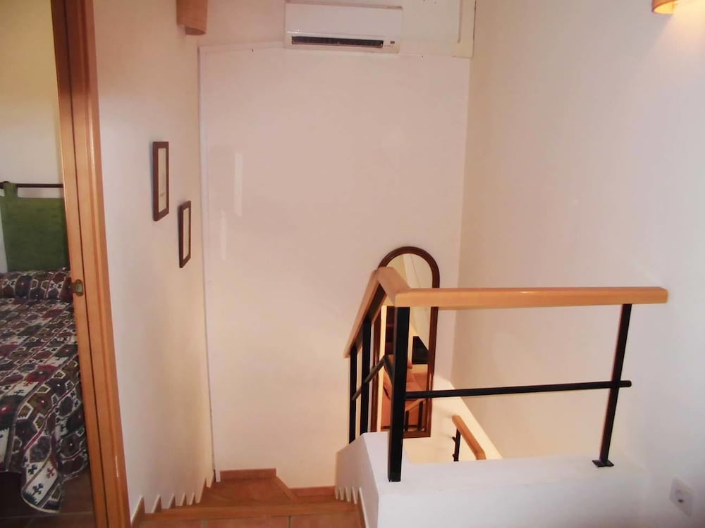 House, 3 Bedrooms photo 3
