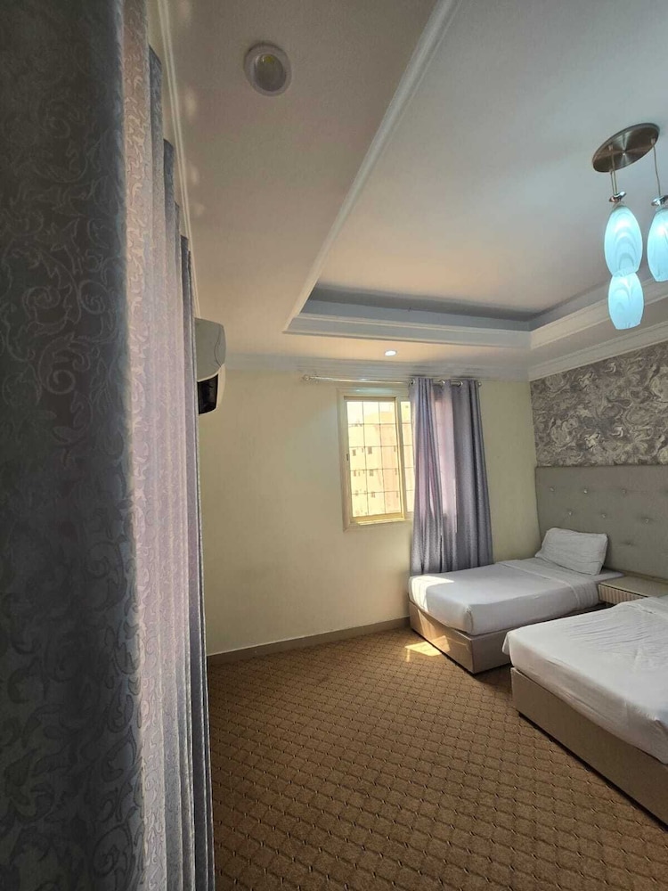 Standard Suite