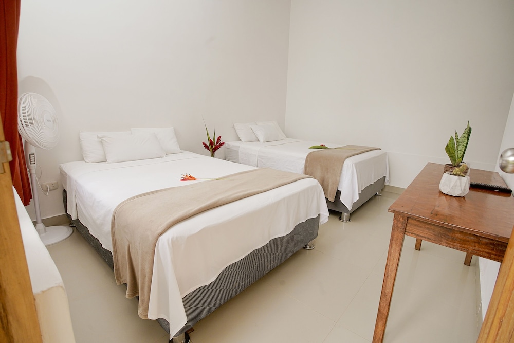 Classic Double Room, 2 Double Beds, Non Smoking, Garden View