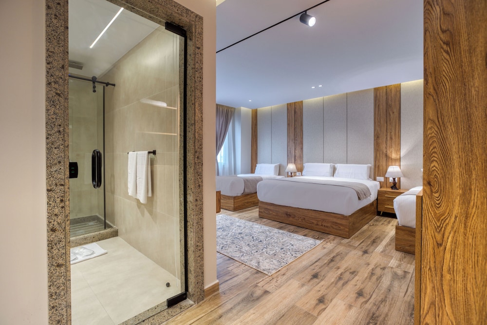 Quadruple Room, Garden View