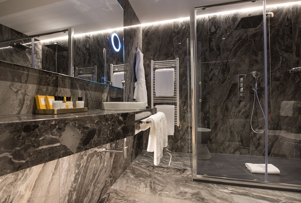 Junior Suite, Terrace, City View