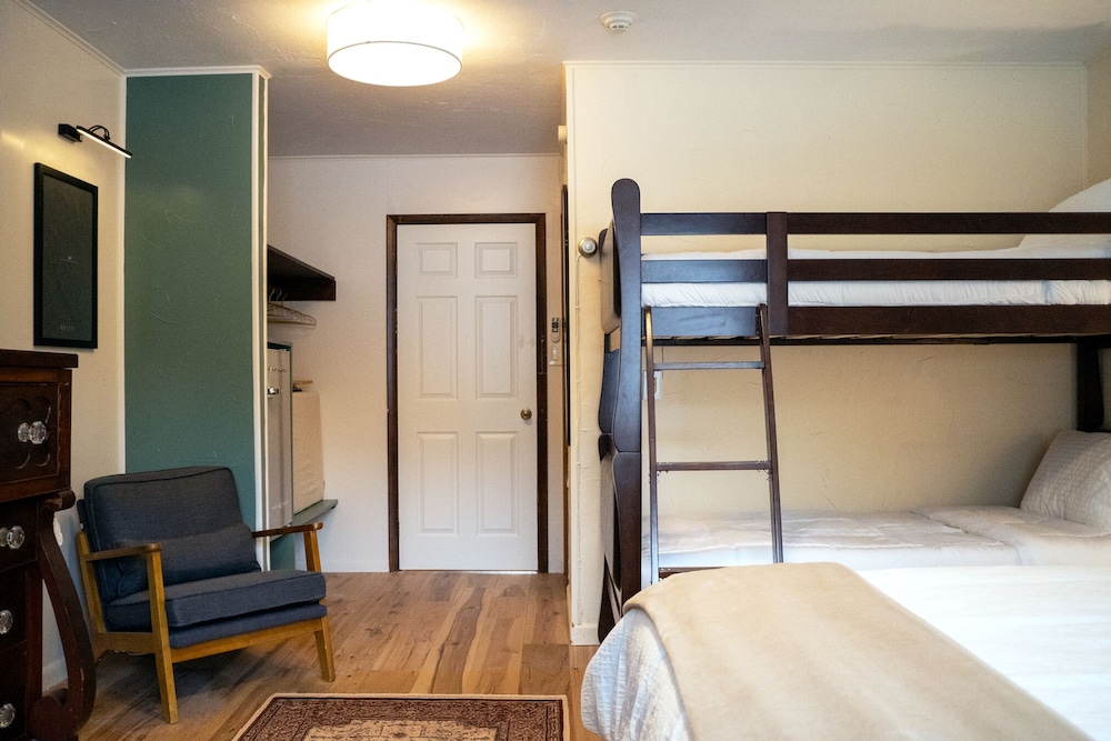 Signature Double Room, Mountain View