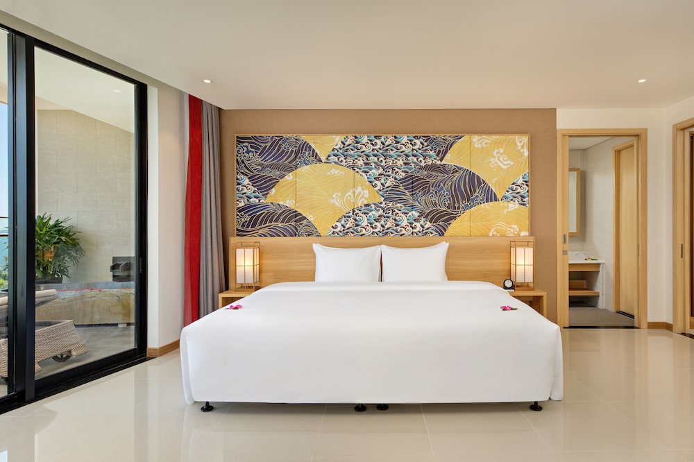 Executive Suite Panoramic Ocean View photo 2